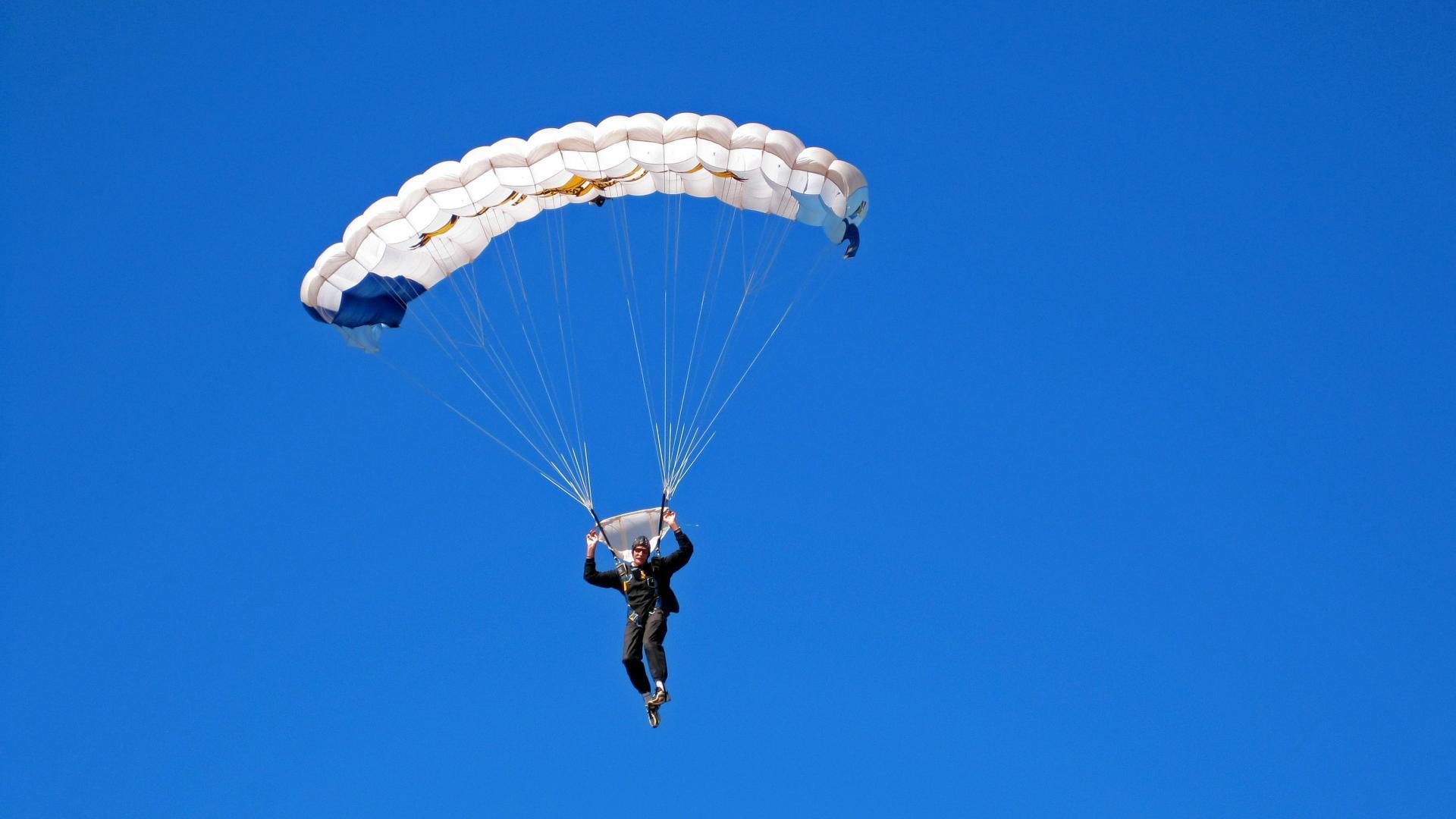 NBA火箭五连胜遭马刺终结杜兰特失误成转折点,火箭vs马刺第五场